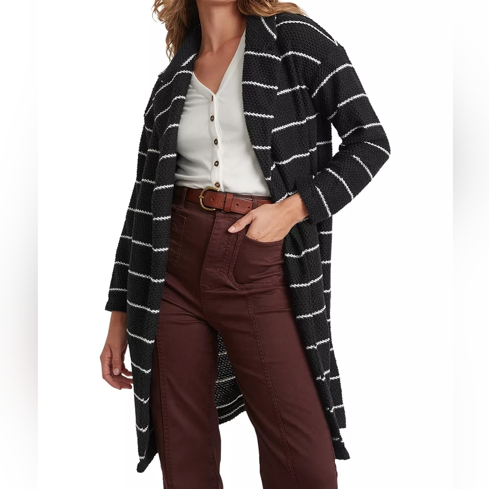 Striped Black and White Women's Sweater